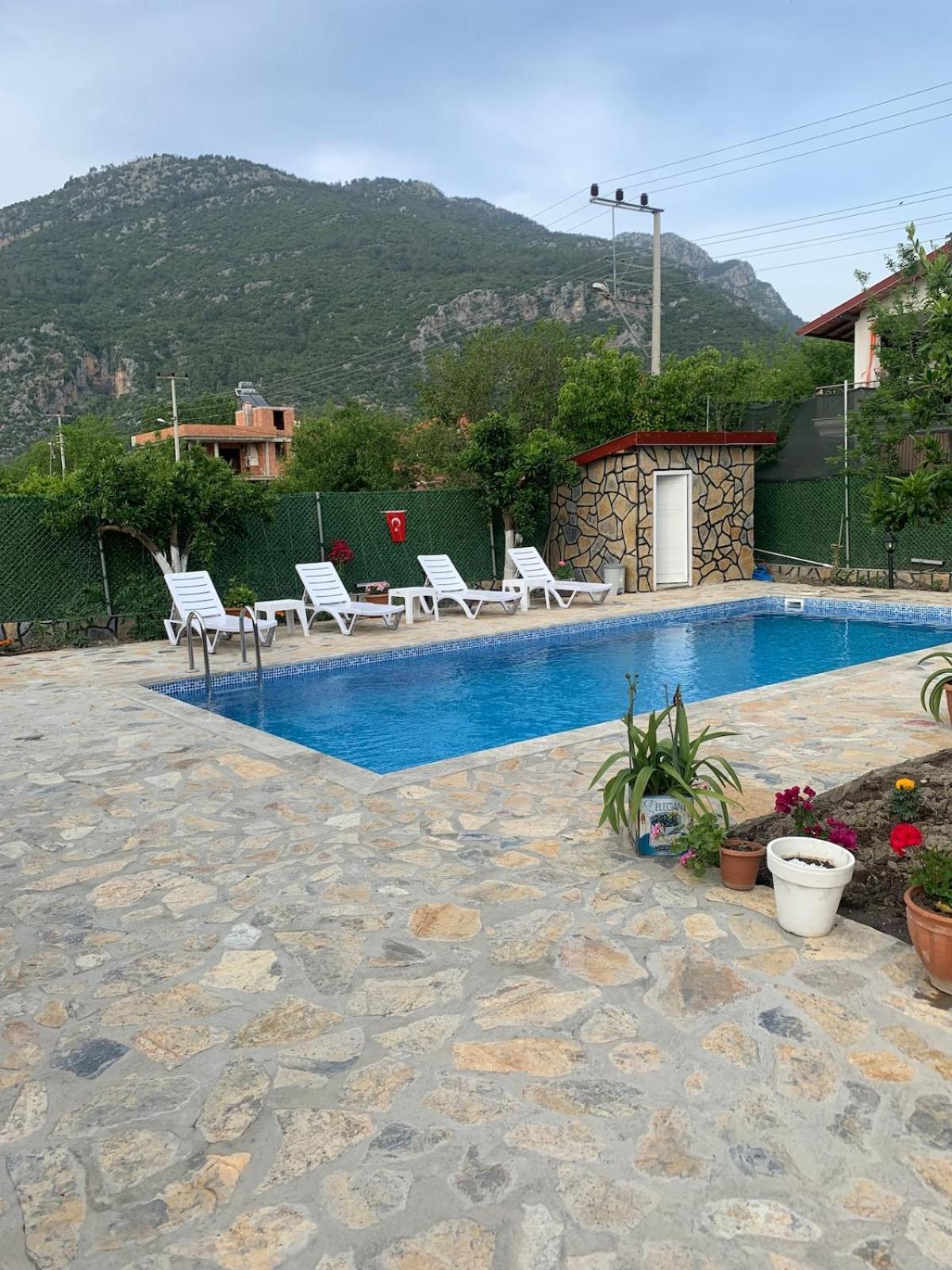 Yagmur Koycegiz (Mugla)